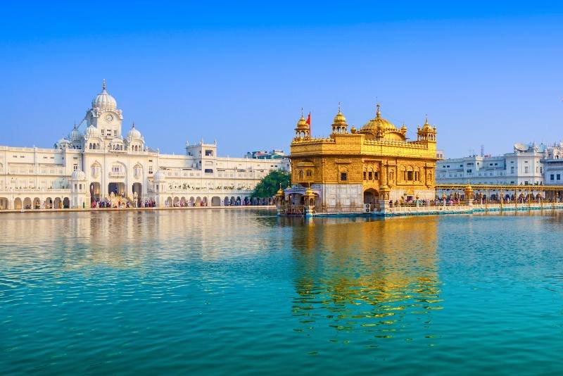 8 Days Tour with Amritsar